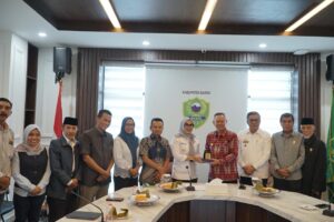 PEMDA SIGI MELAKSANAKAN STUDI TIRU DI KABUPATEN BARRU SULSEL